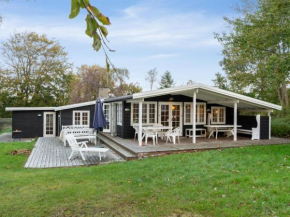 Holiday Home Rami - 2km from the sea by Interhome in Tisvildeleje